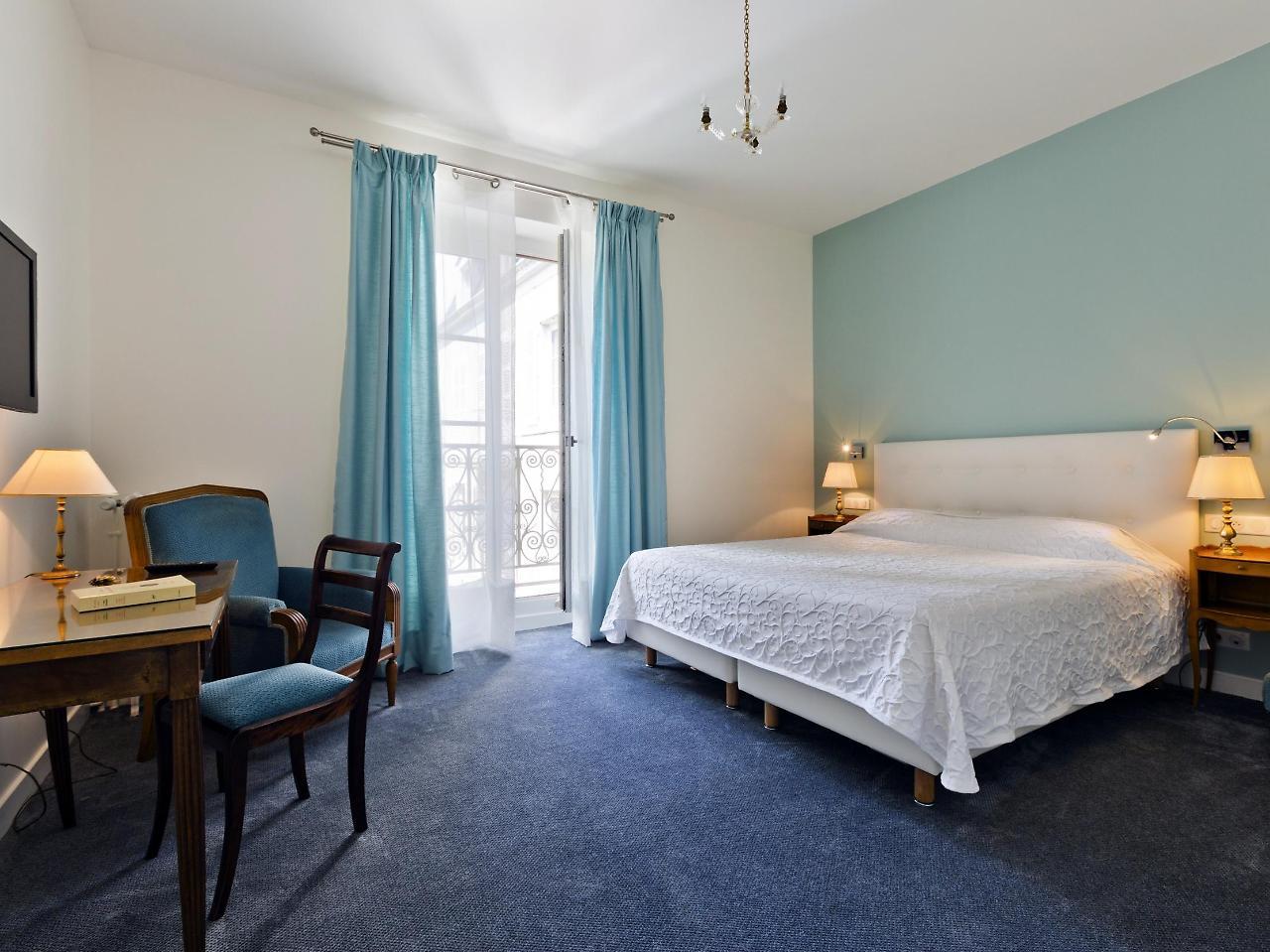 Logis Hotel Royal Saint-Mart Роят Екстериор снимка