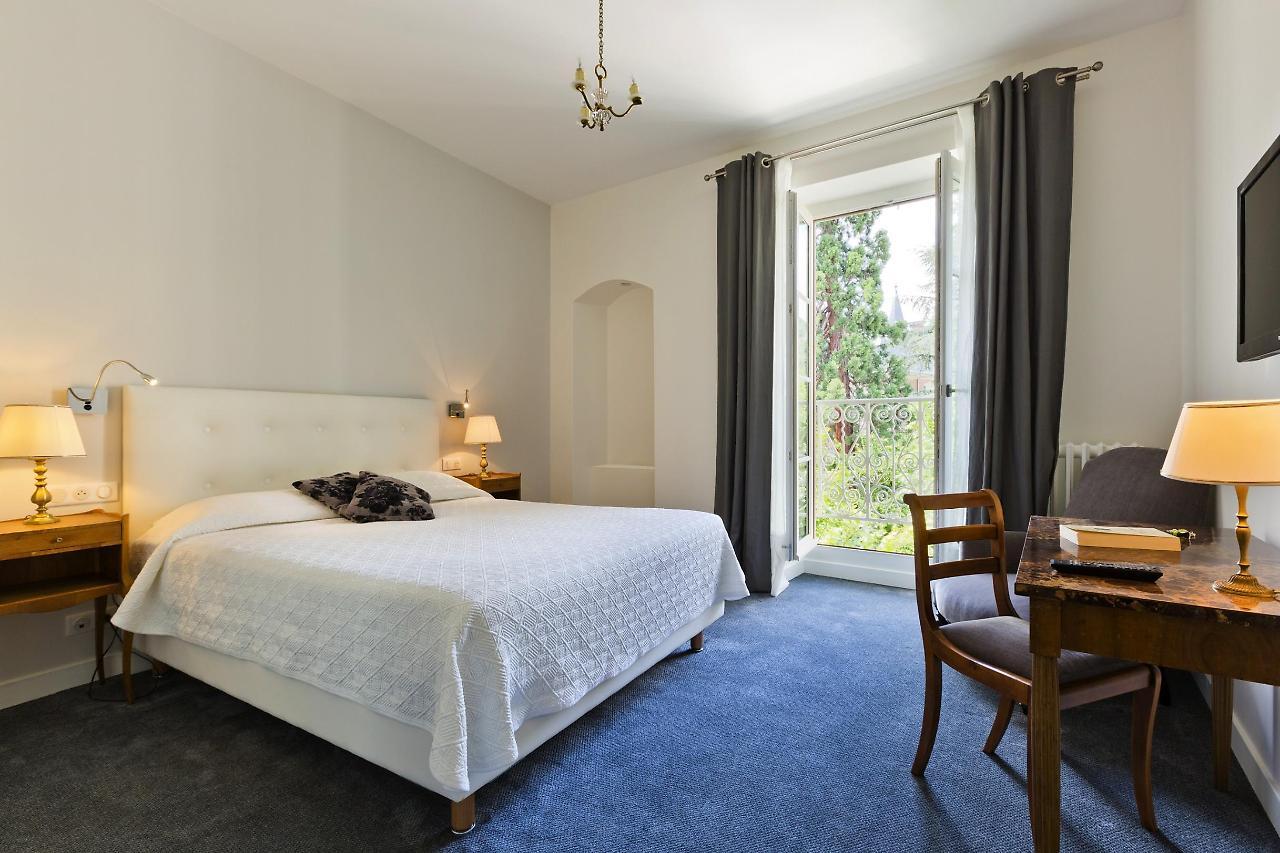 Logis Hotel Royal Saint-Mart Роят Екстериор снимка