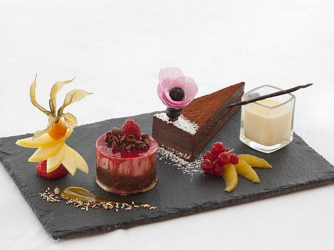 Logis Hotel Royal Saint-Mart Роят Екстериор снимка