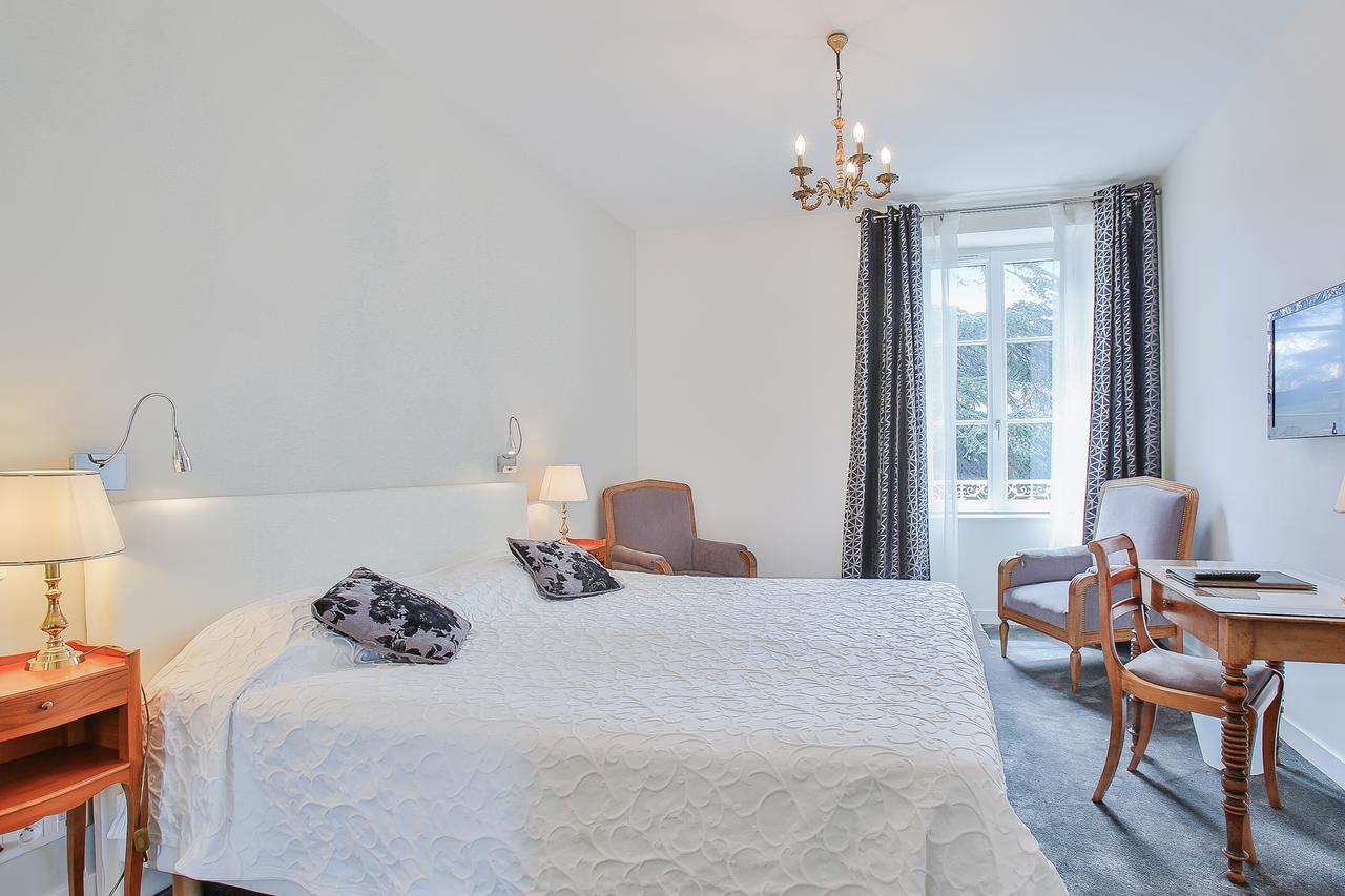 Logis Hotel Royal Saint-Mart Роят Екстериор снимка