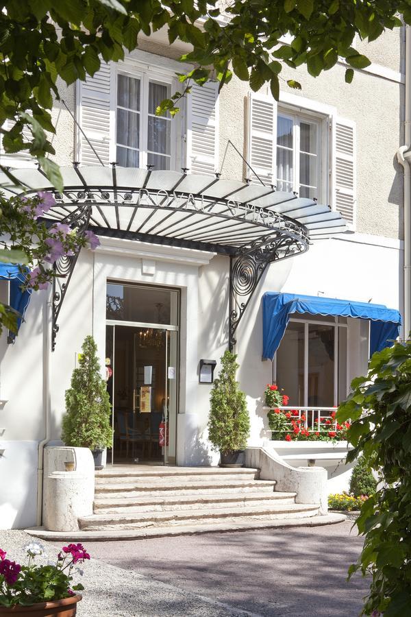 Logis Hotel Royal Saint-Mart Роят Екстериор снимка